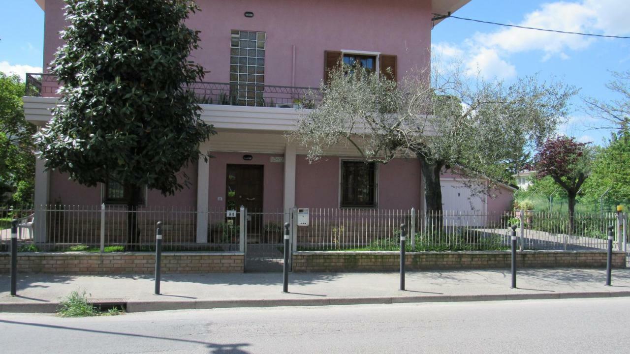 Casa Vacanze Sweet Home San Giovanni In Marignano Exterior photo